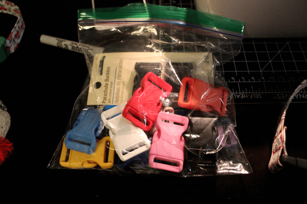 DIY dog collar colorful buckles